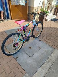 bicicletta mountain bike 