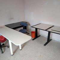 Scrivanie e Mobilli