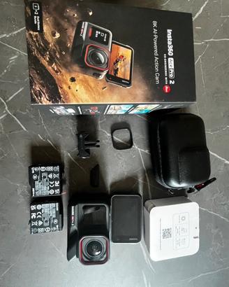INSTA 360 ACE PRO 2