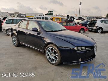 ALFA ROMEO 159 939 1.9 JTDM 16V 150CV interno