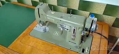 Macchina da cucire anno 1954 NECCHI BU Serie Mira