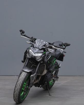 KAWASAKI Z 900