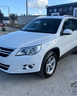 Volkswagen Tiguan 2.0 TDI DPF 4MOTION Sport & Styl