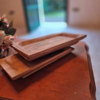 4 vassoi in legno rettangolari