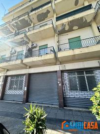 Stazione/Ponte Ammiraglio locale 3 luci 200 Mq