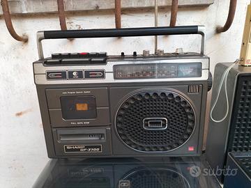 Radio Stereo Sharp GF-3700 in Buone Condizioni 
