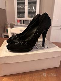 Décolléte nere spuntate