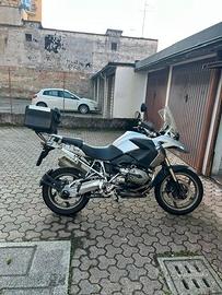 GS1200