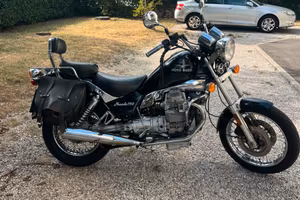 Moto Guzzi Nevada 750