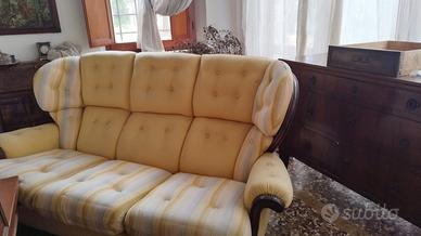 divano poltrona e sedia antica 