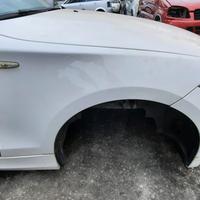 BMW 116I 2006 - PARAFANGO DESTRO