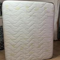 Materasso matrimoniale Memory come nuovo