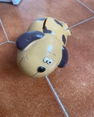 Salvadanaio a forma di cane