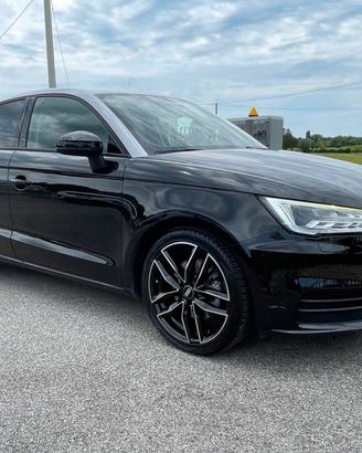 Audi A1 SPB 1.6 TDI 116 CV Metal plus