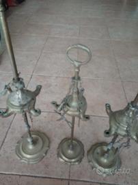 Candelabri a olio antichi in ottone