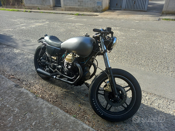 Moto guzzi v65 cafe racer