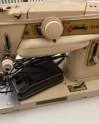 Macchina da cucire SINGER 411M -NON FUNZIONANTE-