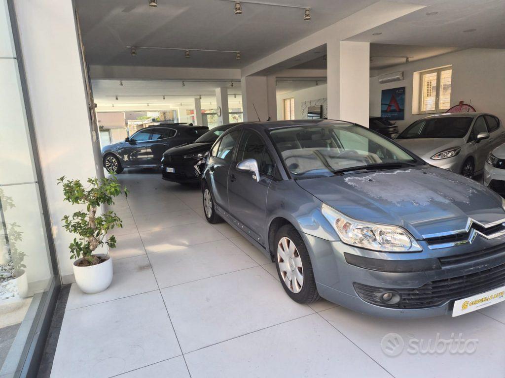 Citroen C4 2005 photo 3