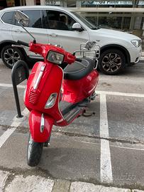 Vespa s 50 4t rossa Piaggio