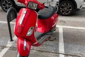 Vespa s 50 4t rossa Piaggio