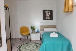 Stanza in Zona Strategica