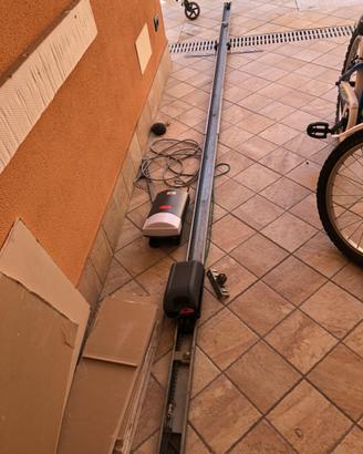 Motore. Basculante