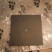 PlayStation 4 slim 