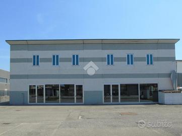 CAPANNONE A MONTIRONE