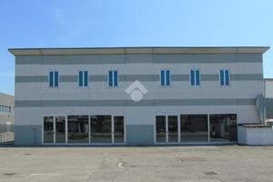 CAPANNONE A MONTIRONE