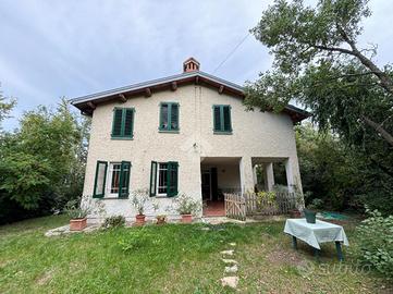 CASA INDIPENDENTE A NEVIANO DEGLI ARDUINI