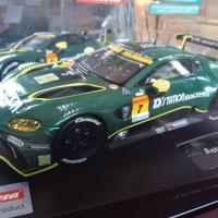 Slotcar Carrera Aston Martin Vantage GT3 Nuova