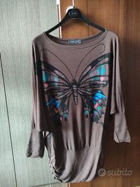 Abito con maniche a pipistrello 