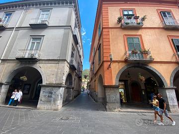 Centralissimo - negozio di 50 mq circa