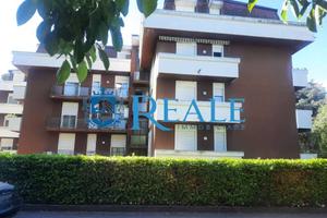 Appartamento di 100 m² con 3 locali e box auto a T