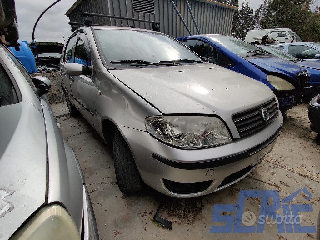 Subito - Autodemolizione Ferrarini by SCRIC - FIAT PUNTO 188 1.2 60 60CV  99-10 - Ricambi - Accessori Auto In vendita a Lecce