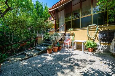 Villetta a schiera con ingresso indipendente e gia