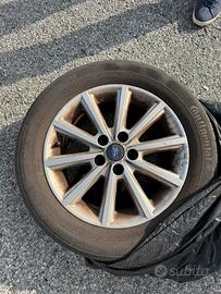 Gomme con cerchi in lega