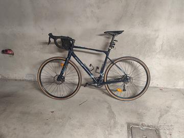 Gravel Fiji Jari 2.3 TG. L