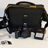 Nikon D5500 Reflex 24MB 2batt battery grip 32GB