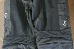 pantaloni da moto giudici