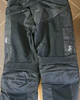 pantaloni da moto giudici