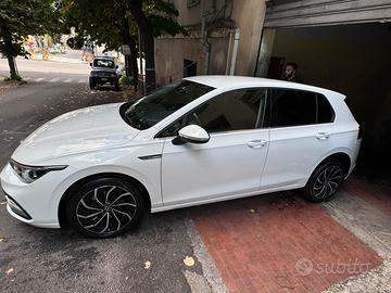Golf 8 2.0 116 cv