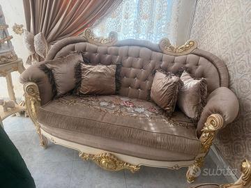 divano e poltrone stile barocco 