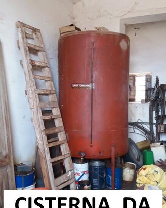 Cisterne acqua vino olio gasolio e utensili vari