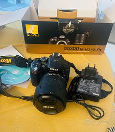 Macchina fotografica Nikon D5300- KIT COMPLETO