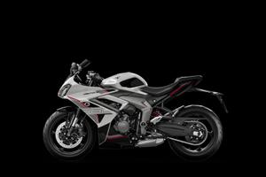 Triumph Daytona 660