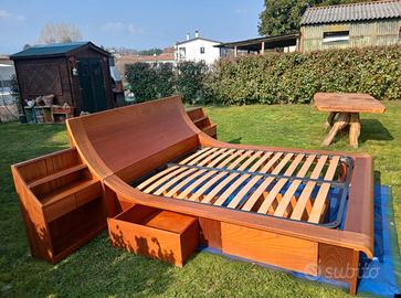 letto a doghe legno