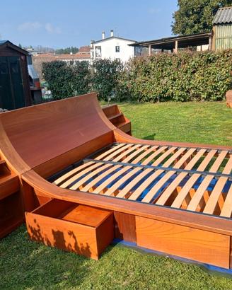 letto a doghe legno