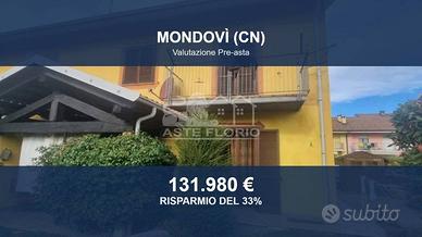 Immobile in asta di 211 m² con più di 5 locali a M