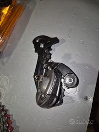 Cambio deragliatore postriore shimano altus 9v